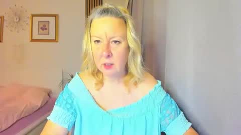 Nicole online show from 01-02-25, 05:24