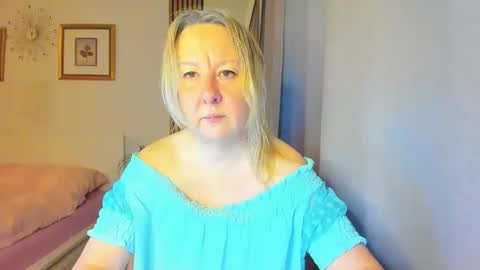 Nicole online show from 01-03-25, 05:17
