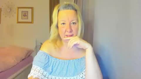 Nicole online show from 01-03-25, 03:12