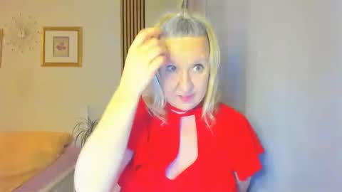Nicole online show from 01-31-25, 05:32