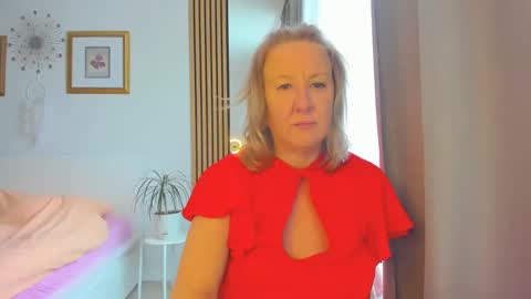 Nicole online show from 02-06-25, 11:43