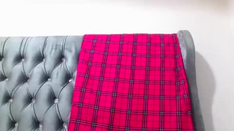 blonde online show from 09-15-25, 06:08