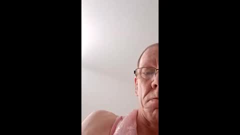 Snapshot of blondedoll89 chatting on 01-26-25, 08:13 Mark online show from 01-26-25, 08:13