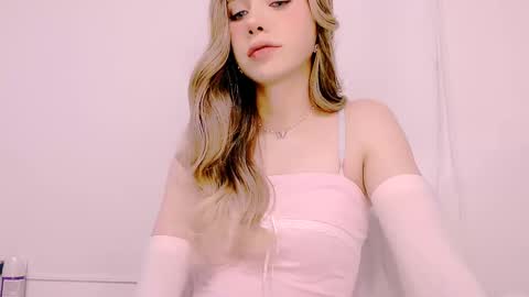 zoey  madisson 3 online show from 03-01-25, 03:21