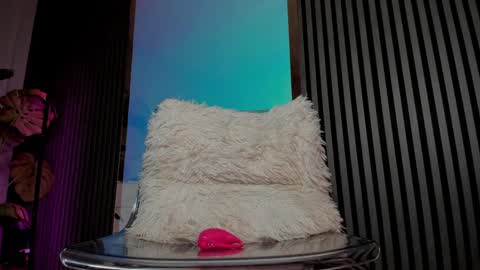 Snapshot of blondie_muller chatting on 01-10-25, 11:29 blondie_muller online show from 01-10-25, 11:29