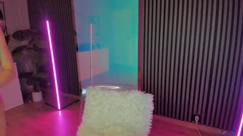 Snapshot of blondie_muller chatting on 01-20-25, 08:40 blondie_muller online show from 01-20-25, 08:40