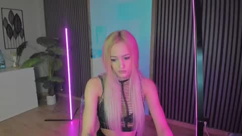 Snapshot of blondie_muller chatting on 02-22-25, 08:09 blondie_muller online show from 02-22-25, 08:09