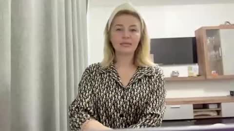 blondie_xoxoxo online show from 09-11-25, 05:18