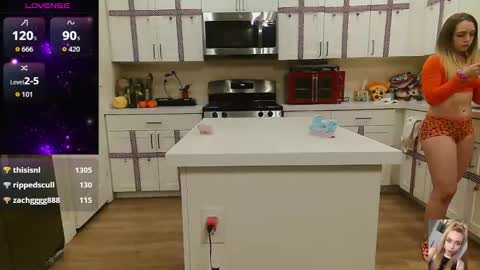 Bubbles online show from 11-27-25, 11:45