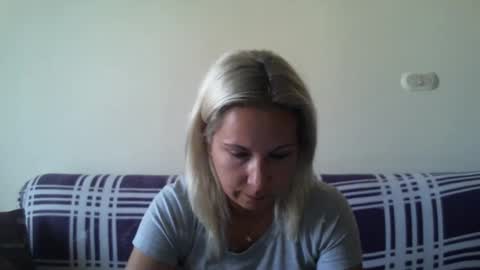 Snapshot of blondiepam23 chatting on 01-08-25, 10:37 BlondiePam online show from 01-08-25, 10:37
