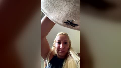 blondiesexxyy online show from 01-18-26, 08:01