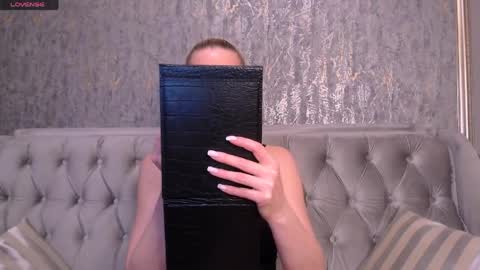 Helen online show from 03-30-26, 11:50