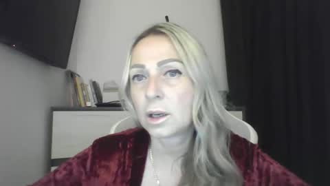 Iren online show from 09-08-25, 07:24