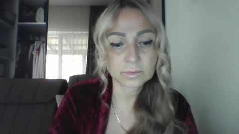 Iren online show from 09-15-25, 01:22