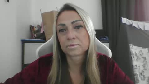 Iren online show from 10-23-25, 08:46