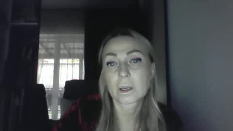 Iren online show from 11-11-25, 09:20