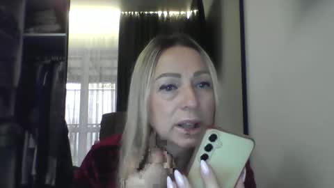 Iren online show from 11-15-25, 09:28