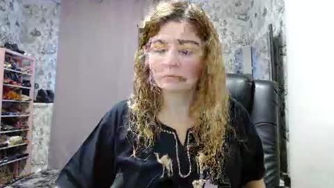 Snapshot of blondmilfs chatting on 01-26-25, 01:36 BlondMILfs online show from 01-26-25, 01:36