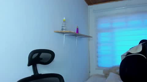 Snapshot of bloom_flower1 chatting on 12-01-25, 11:59 bloom_flower1 online show from 12-01-25, 11:59