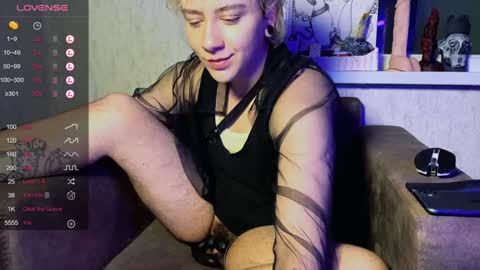 Snapshot of blooming_soul chatting on 02-08-25, 07:27 blooming_soul online show from 02-08-25, 07:27