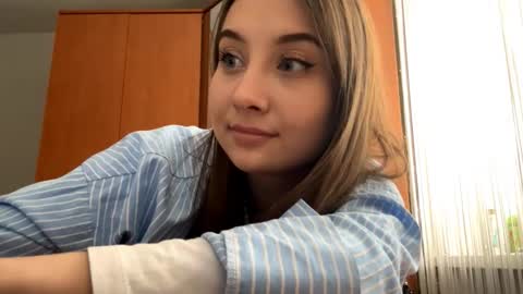 Snapshot of blossomroady chatting on 02-11-26, 05:56 Alice online show from 02-11-26, 05:56