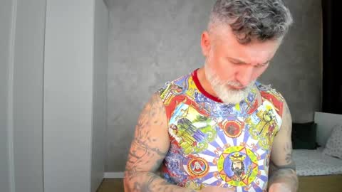 Nico online show from 01-08-25, 02:25