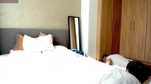 Nico online show from 02-19-25, 09:28