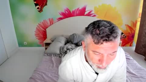 Nico online show from 10-09-25, 06:44