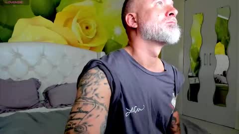 Nico online show from 10-21-25, 06:58