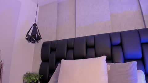 Snapshot of blue_anngel chatting on 02-06-26, 01:10 blue_anngel online show from 02-06-26, 01:10