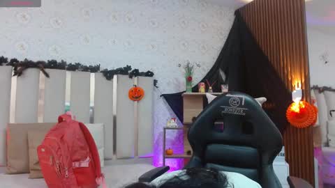 Snapshot of blue_tay1 chatting on 11-02-25, 12:07 blue_tay1 online show from 11-02-25, 12:07