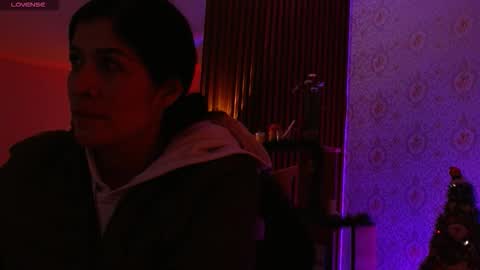 Snapshot of blue_tay1 chatting on 12-04-25, 11:41 blue_tay1 online show from 12-04-25, 11:41