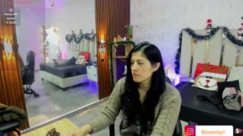 Snapshot of blue_tay1 chatting on 12-16-25, 11:04 blue_tay1 online show from 12-16-25, 11:04