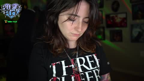 Snapshot of blueasfuck chatting on 01-14-25, 02:40 Blue online show from 01-14-25, 02:40