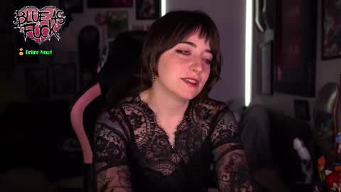 Snapshot of blueasfuck chatting on 10-17-25, 12:14 Blue online show from 10-17-25, 12:14