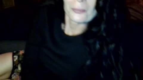 Snapshot of blueeyedlie chatting on 10-20-25, 03:29 Blueeyedlie online show from 10-20-25, 03:29