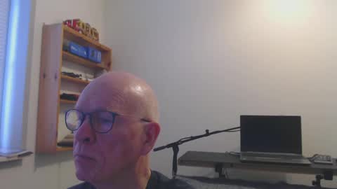 blueeyesn8 online show from 01-03-25, 08:43