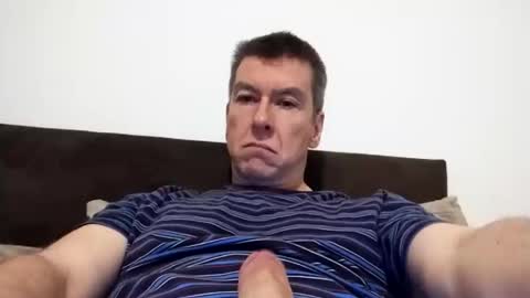 blueeyesteele online show from 10-28-25, 10:23