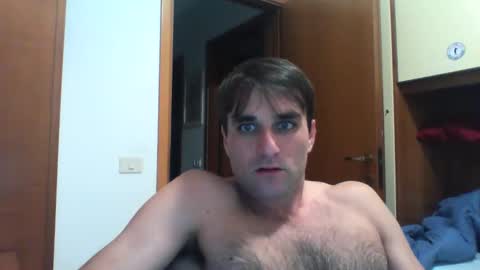 bluejoee online show from 10-20-25, 05:02