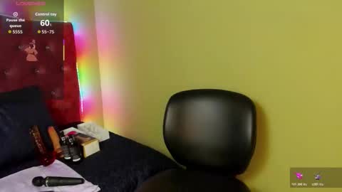 Violette 3 online show from 10-18-25, 08:09