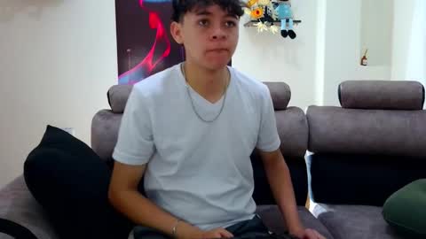 bluewolf247 online show from 10-30-25, 02:40