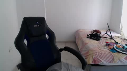  Hey guysI am BrendaWelcome my room online show from 03-25-26, 08:48