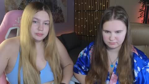 Ellie3 online show from 12-15-24, 09:13