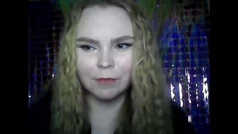 blushing_star online show from 02-25-25, 05:47