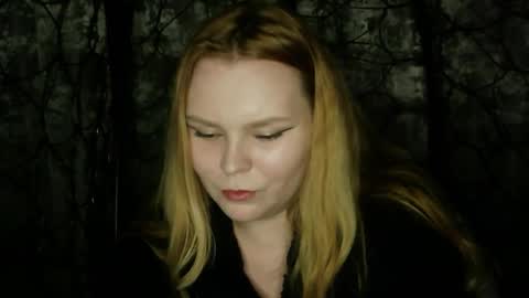 blushing_star online show from 10-17-25, 04:42