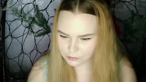 blushing_star online show from 02-11-26, 08:08