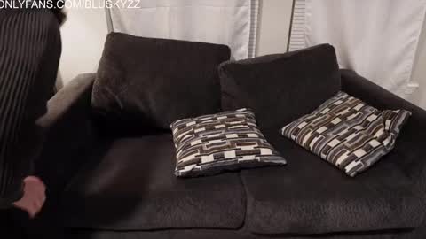 Snapshot of bluskyzz chatting on 02-08-25, 04:36 BluSky online show from 02-08-25, 04:36