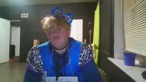 Snapshot of bmiddleton1717 chatting on 11-09-25, 10:46 SirMopBucket online show from 11-09-25, 10:46