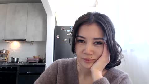 Snapshot of bmw_lovee chatting on 02-04-26, 07:14 Liya online show from 02-04-26, 07:14