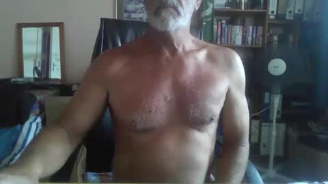 Bobbgud online show from 12-21-25, 06:42